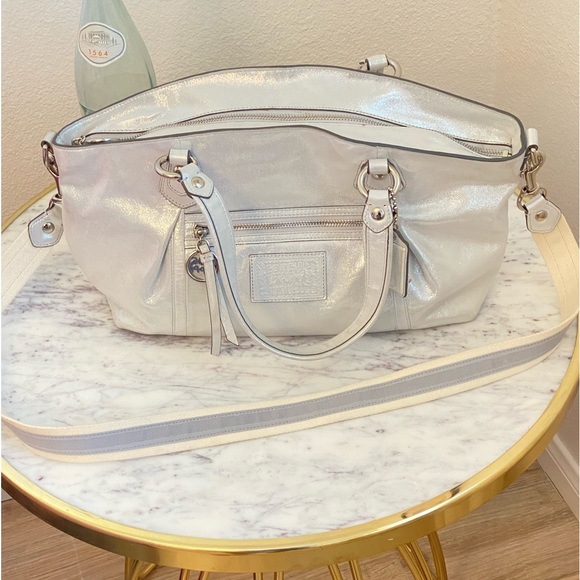 Coach “Poppy” Handbag - Picture 2 of 16